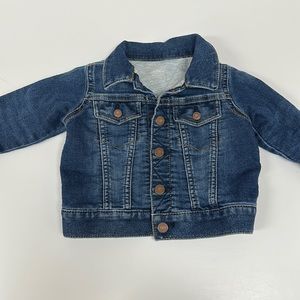 Baby gap lined Jean jacket with snaps size 6-12